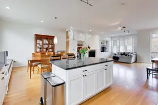 4010 N Clark St, Chicago, IL 60613 - Photo 24