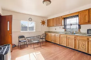 1034 Talma St, Aurora, IL 60505 - Photo 10