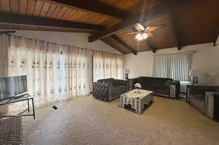 609 Moss Pl, Dixon, IL 61021 - Photo 4