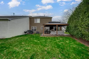 1165 Blackburn Dr, Grayslake, IL 60030 - Photo 18