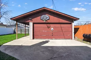 540 N Michigan Ave, Villa Park, IL 60181 - Photo 4