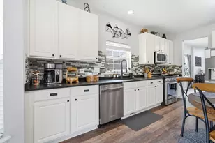 1918 Westridge Blvd, Bartlett, IL 60103 - Photo 10