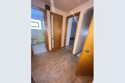 10209 S Vernon Avenue, Chicago, IL 60628 - Photo 12