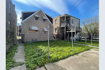 10209 S Vernon Avenue, Chicago, IL 60628 - Photo 22