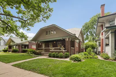 639 S Elmwood Avenue, Oak Park, IL 60304 - Photo 1