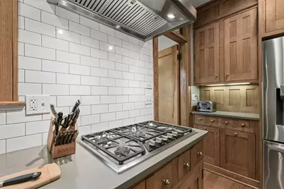 639 S Elmwood Avenue, Oak Park, IL 60304 - Photo 22