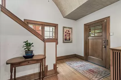 639 S Elmwood Avenue, Oak Park, IL 60304 - Photo 6