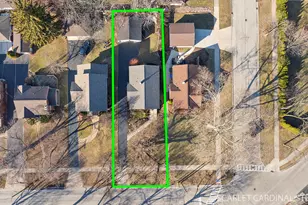 882 Hillside Ave, Glen Ellyn, IL 60137 - Photo 16