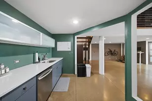 407 N Elizabeth St, Chicago, IL 60642 - Photo 10