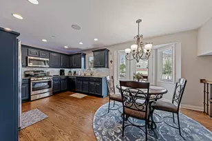 621 Vanderbilt Dr, New Lenox, IL 60451 - Photo 6