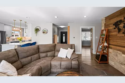 485 Lilac Lane, Elk Grove Village, IL 60007 - Photo 8