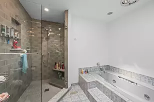 4328 Phyllis Dr, Northbrook, IL 60062 - Photo 18