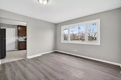 1537 W 165th Street, Markham, IL 60426 - Photo 2