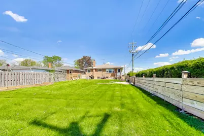 1789 Farwell Avenue, Des Plaines, IL 60018 - Photo 22