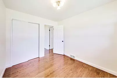 1789 Farwell Avenue, Des Plaines, IL 60018 - Photo 14