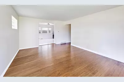 1789 Farwell Avenue, Des Plaines, IL 60018 - Photo 4
