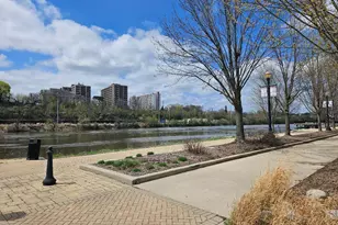 147 River Walk Ct, Elgin, IL 60120 - Photo 44