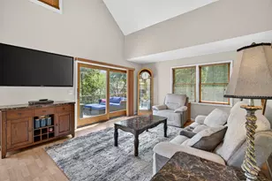 250 Fossil Point Ct, Wilmington, IL 60481 - Photo 10