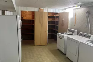 5636 W Sunnyside Ave, Chicago, IL 60630 - Photo 22