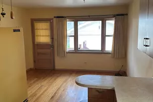 5636 W Sunnyside Ave, Chicago, IL 60630 - Photo 14