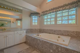 11256 W Alexandria Ln, Westchester, IL 60154 - Photo 12