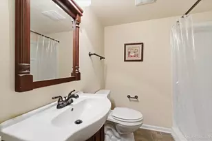 320 Essex Ct, Aurora, IL 60504 - Photo 30