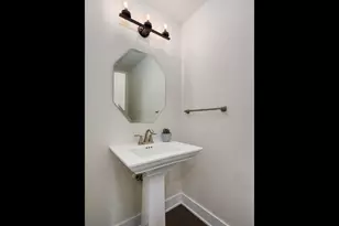 37 S Chestnut Ave, Arlington Heights, IL 60005 - Photo 16