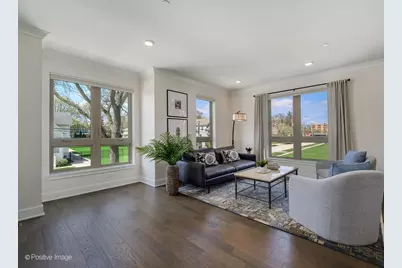 37 S Chestnut Avenue, Arlington Heights, IL 60005 - Photo 4