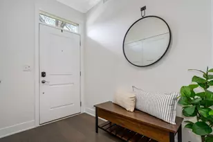 37 S Chestnut Ave, Arlington Heights, IL 60005 - Photo 2