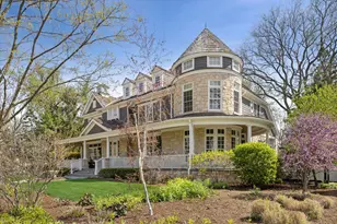 11 S Adams St, Hinsdale, IL 60521 - Photo 2