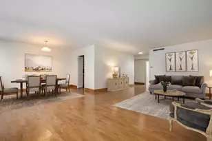 6301 N Sheridan Rd, Chicago, IL 60660 - Photo 2