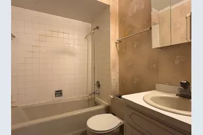 10355 Parkside Avenue #04, Oak Lawn, IL 60453 - Photo 14