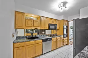19213 Center Ave, Homewood, IL 60430 - Photo 10