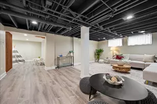 [Address not provided], Winnetka, IL 60093 - Photo 40