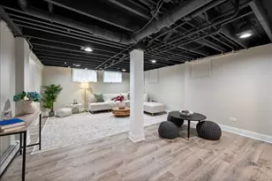 [Address not provided], Winnetka, IL 60093 - Photo 38
