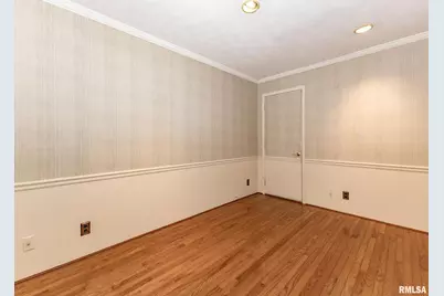 3407 41st Street #0, Moline, IL 61265 - Photo 12