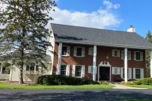 1900 Hickory Knoll Dr, Deerfield, IL 60015 - Photo 2