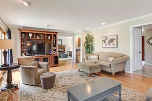 1900 Hickory Knoll Dr, Deerfield, IL 60015 - Photo 12