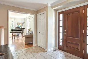 1900 Hickory Knoll Dr, Deerfield, IL 60015 - Photo 6