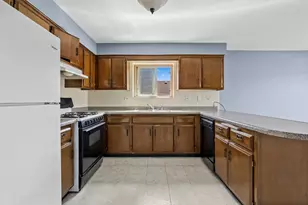 2746 N 75th Ct, Elmwood Park, IL 60707 - Photo 10