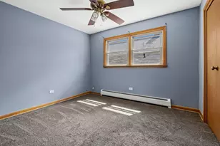 2746 N 75th Ct, Elmwood Park, IL 60707 - Photo 16