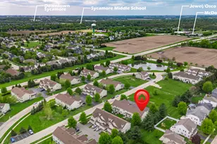629 Buckboard Ln, Sycamore, IL 60178 - Photo 6