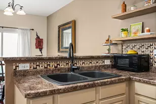 629 Buckboard Ln, Sycamore, IL 60178 - Photo 12