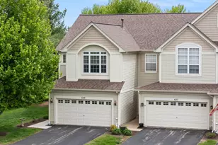 629 Buckboard Ln, Sycamore, IL 60178 - Photo 2