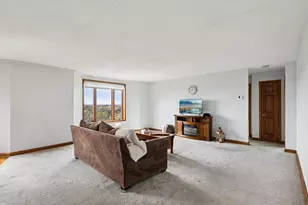 1 Renaissance Pl, Palatine, IL 60067 - Photo 8