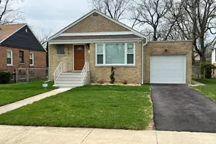 18462 Gottschalk Ave, Homewood, IL 60430 - Photo 2