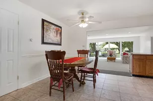 586 Aztec Dr, Carol Stream, IL 60188 - Photo 8