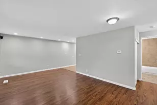 4540 181st Pl, Country Club Hills, IL 60478 - Photo 2