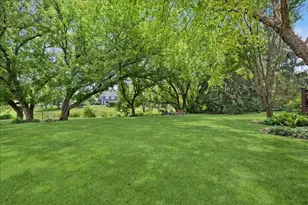 3002 Easton Pl, Saint Charles, IL 60175 - Photo 34