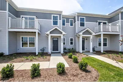 402 Comstock Road, South Elgin, IL 60177 - Photo 2